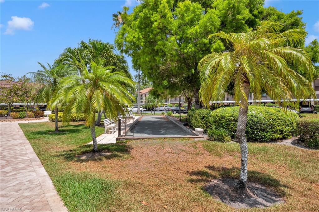 7300 Saint Ives WAY # 5208