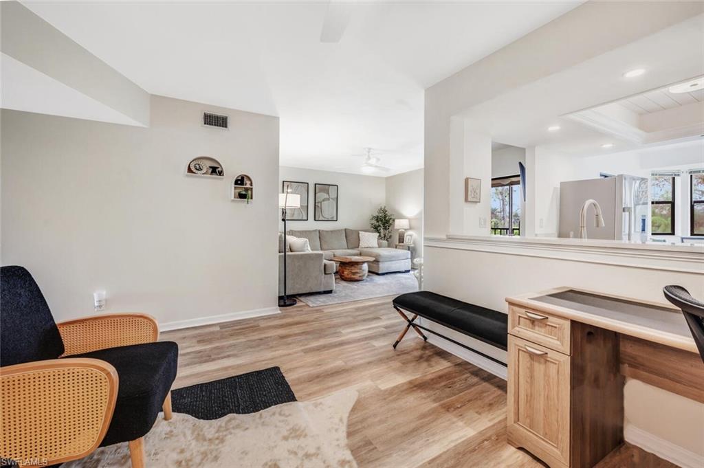 7300 Saint Ives WAY # 5208