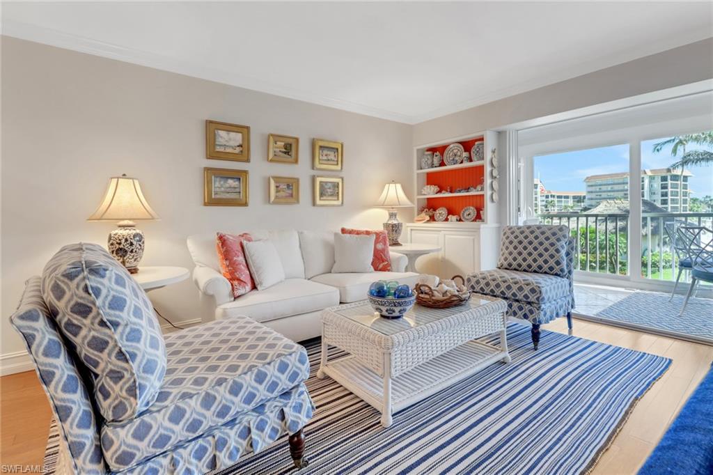 2850 Gulf Shore BLVD N # 203