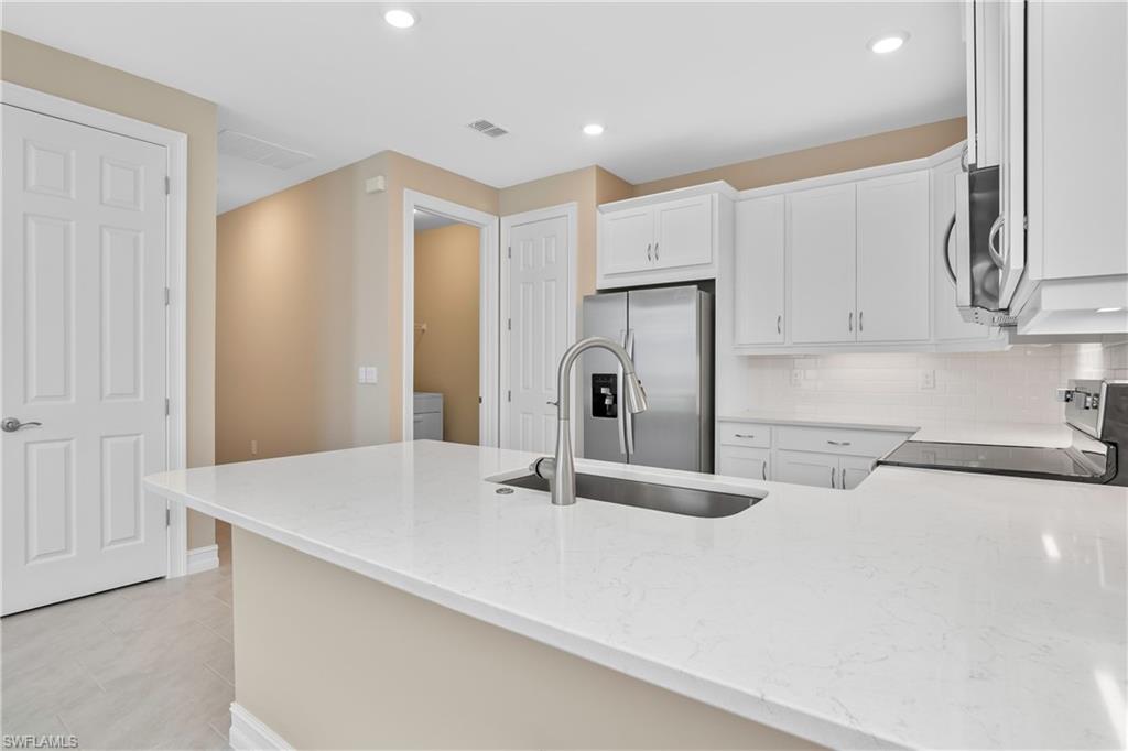 1033 Tranquil Brook DR