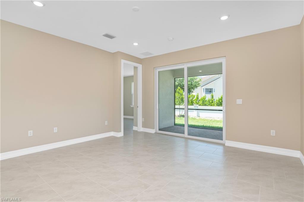 1033 Tranquil Brook DR