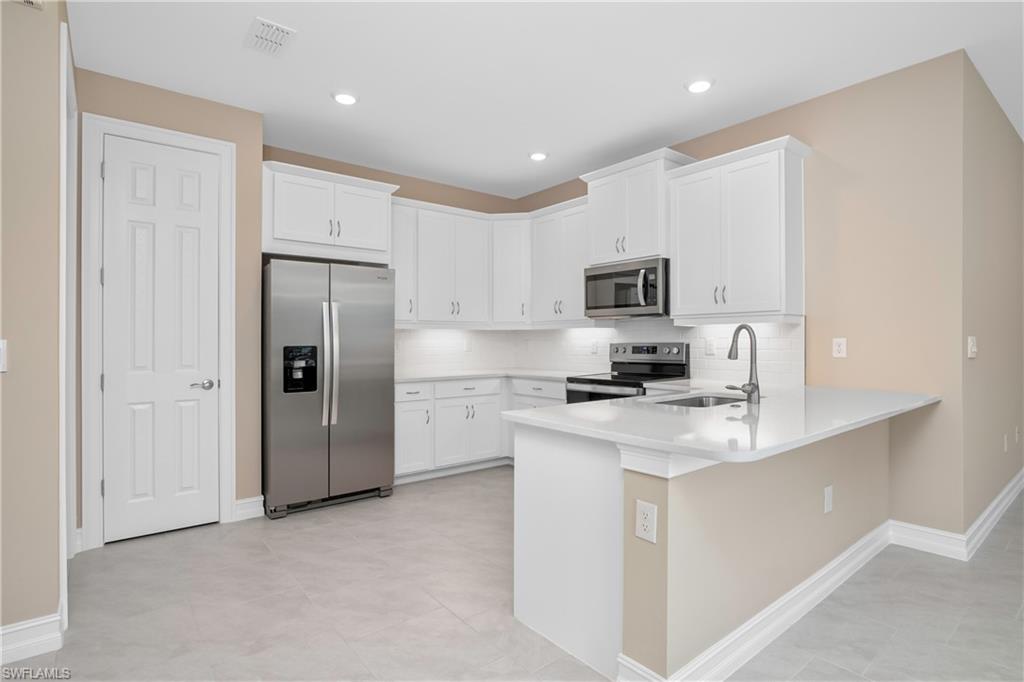 1033 Tranquil Brook DR