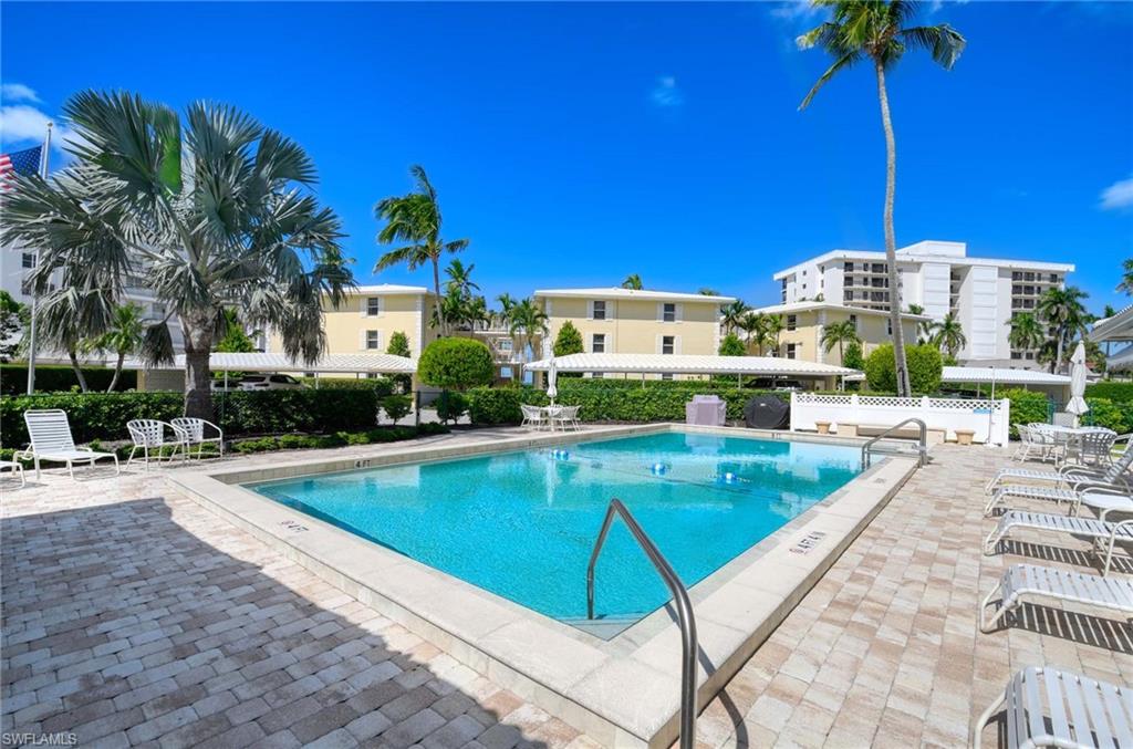 2151 Gulf Shore BLVD N # 204