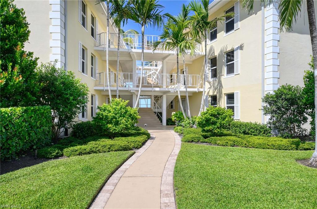 2151 Gulf Shore BLVD N # 204