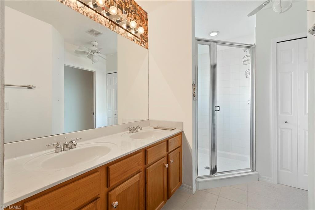 9838 Roundstone CIR
