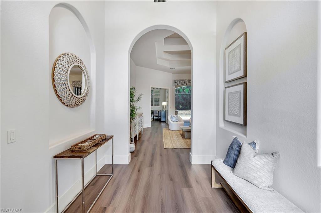 5717 Hammock Isles DR