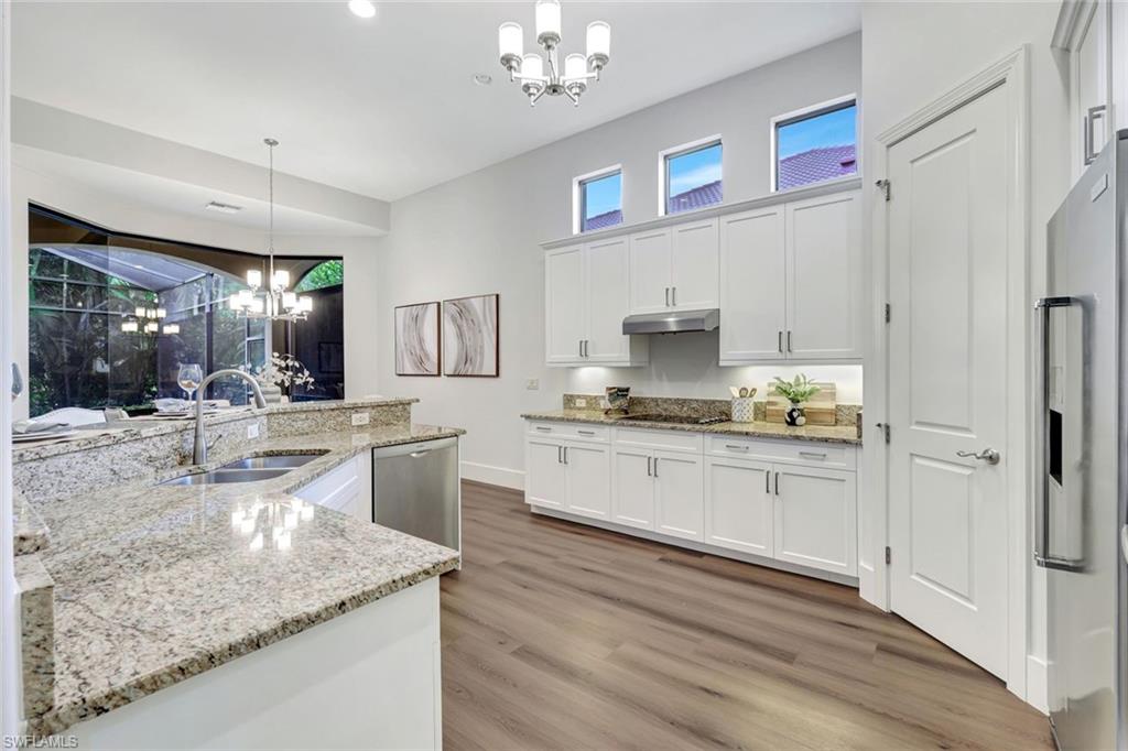 5717 Hammock Isles DR