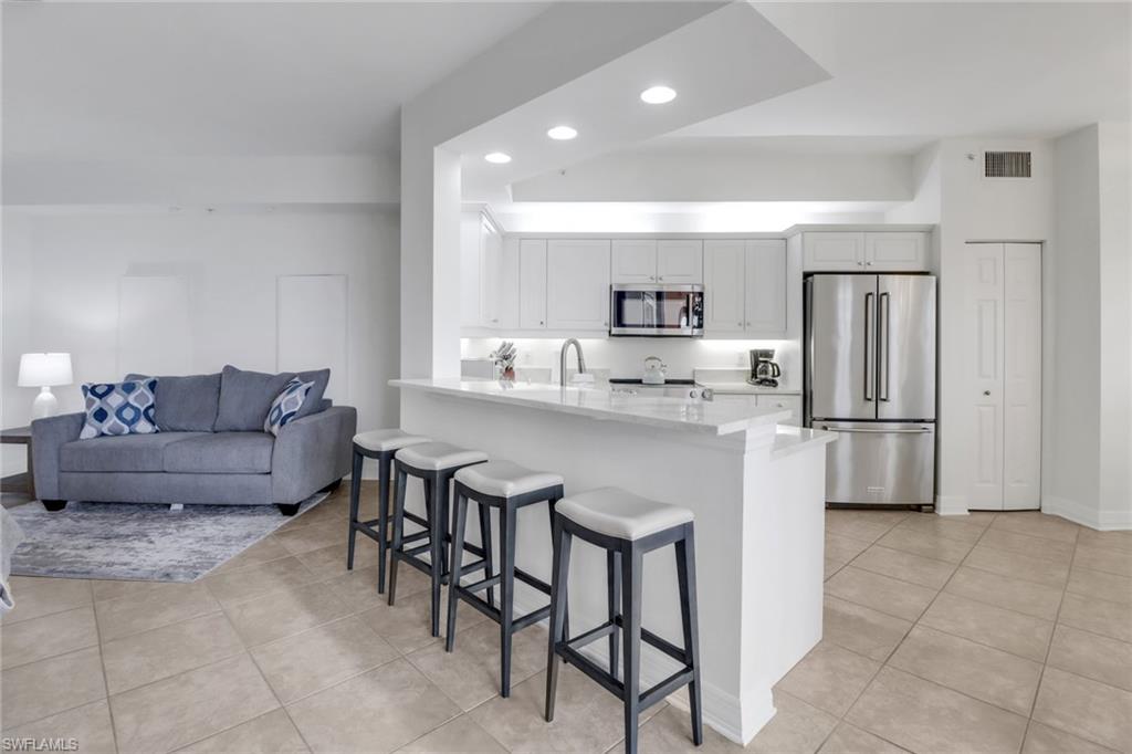 450 Bayfront PL # 4206, NAPLES Unit: 4206