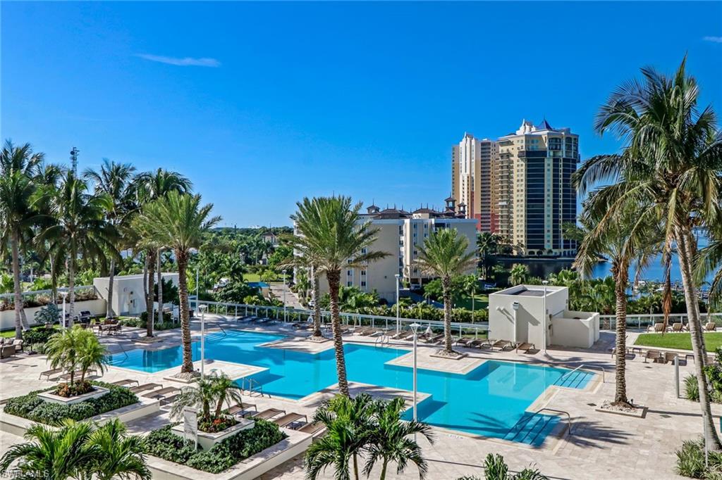 3000 Oasis Grand BLVD # 606