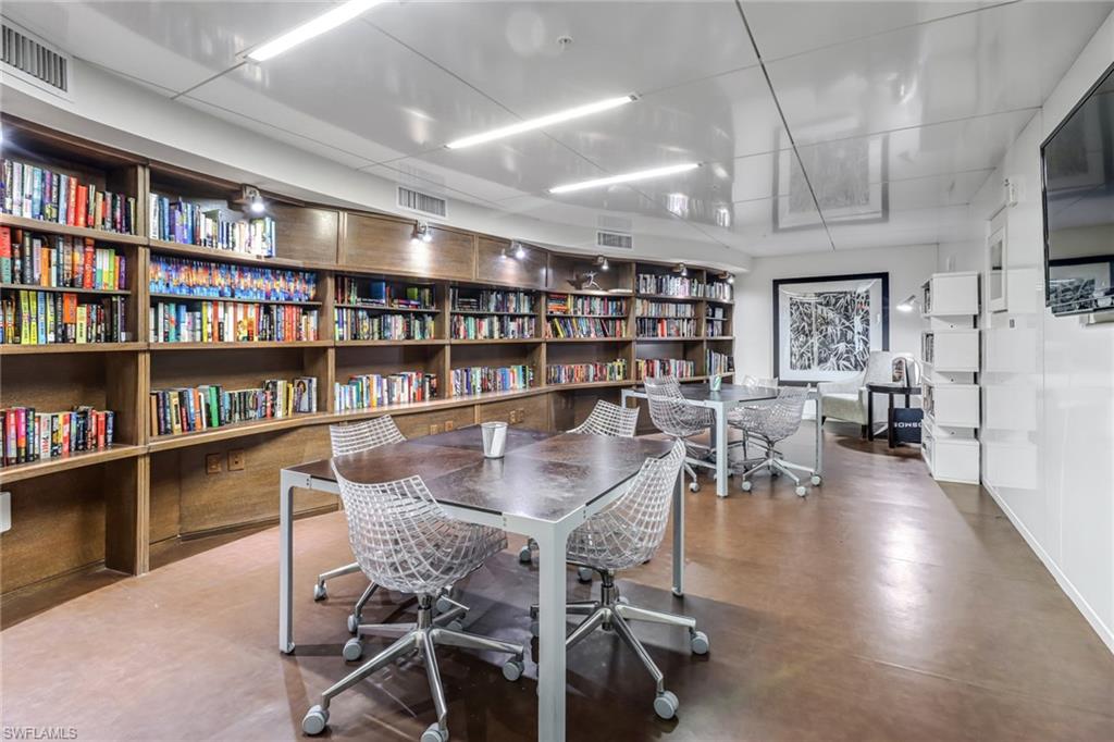 3000 Oasis Grand BLVD # 606