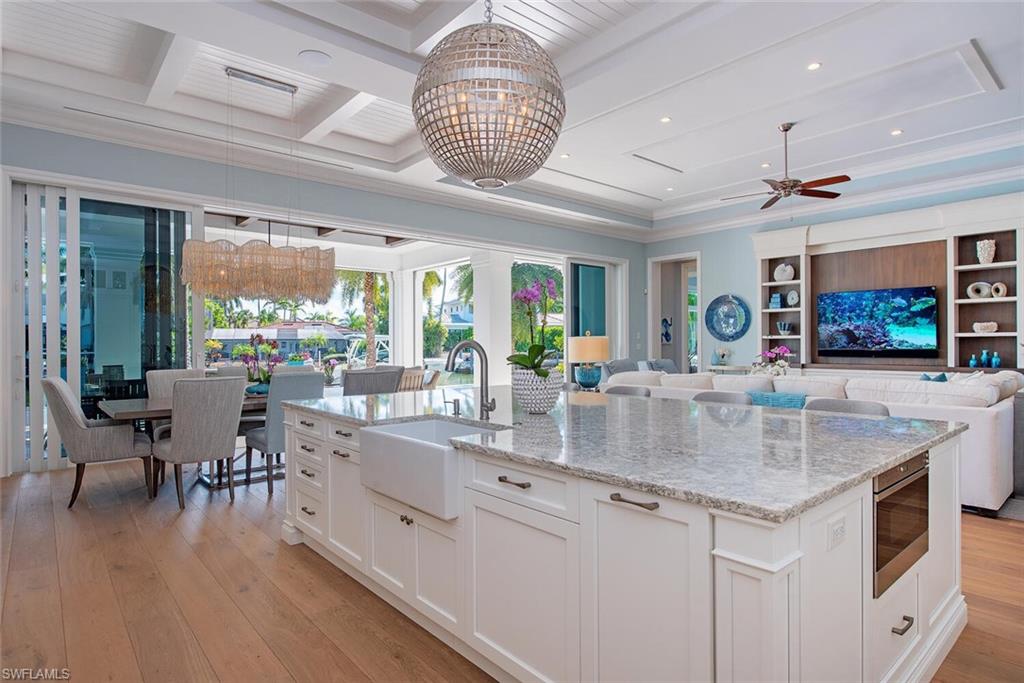 2135 SNOOK DR
