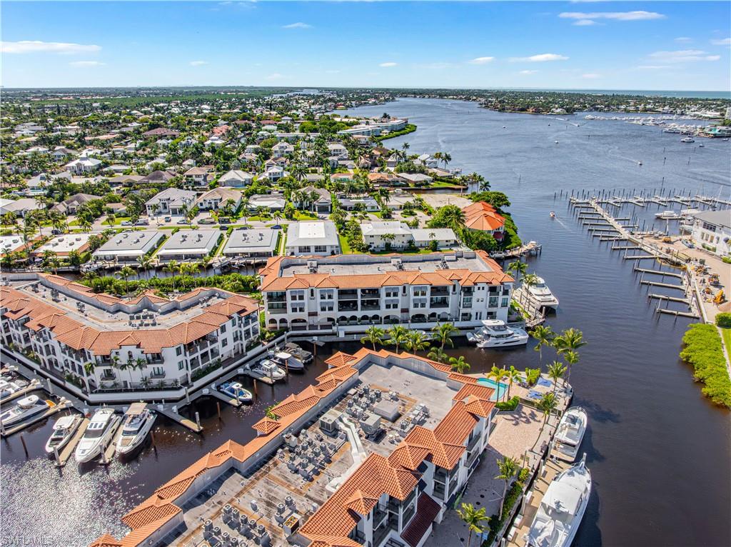 1540 5th AVE S # 303D, NAPLES Unit: 303D