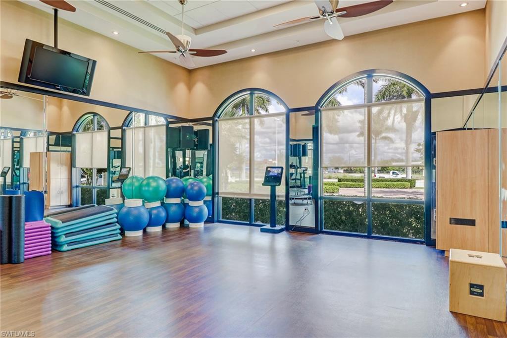 1540 5th AVE S # 303D, NAPLES Unit: 303D