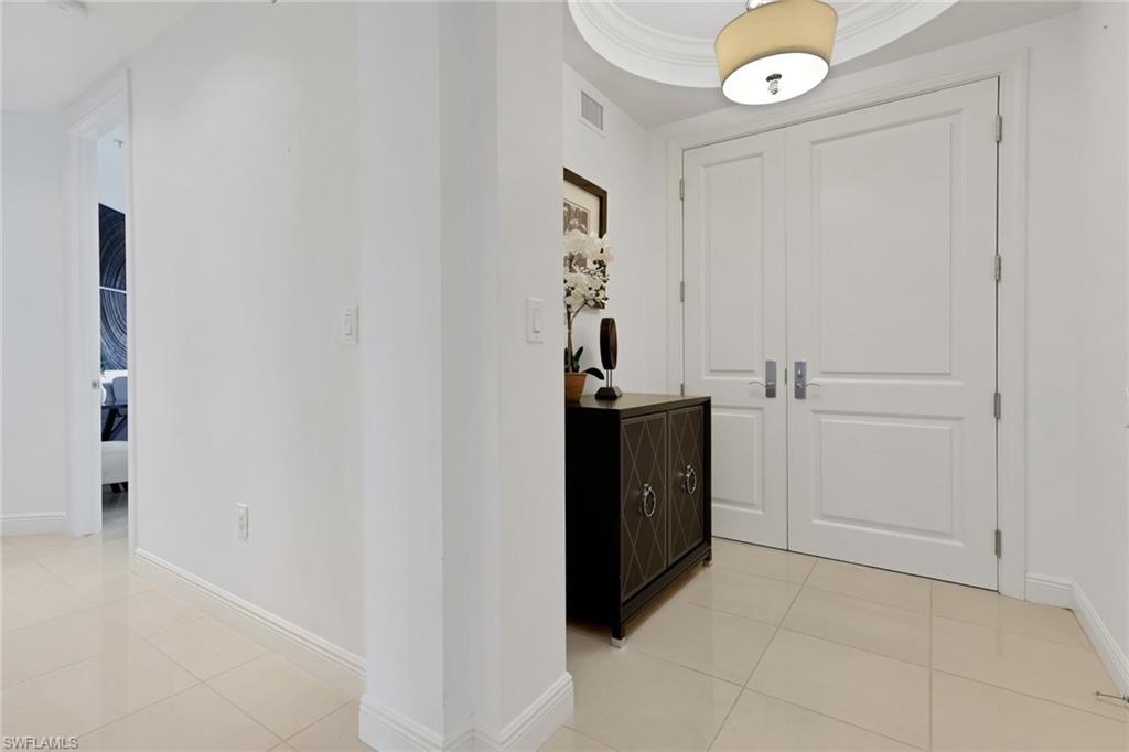 1540 5th AVE S # 303D, NAPLES Unit: 303D