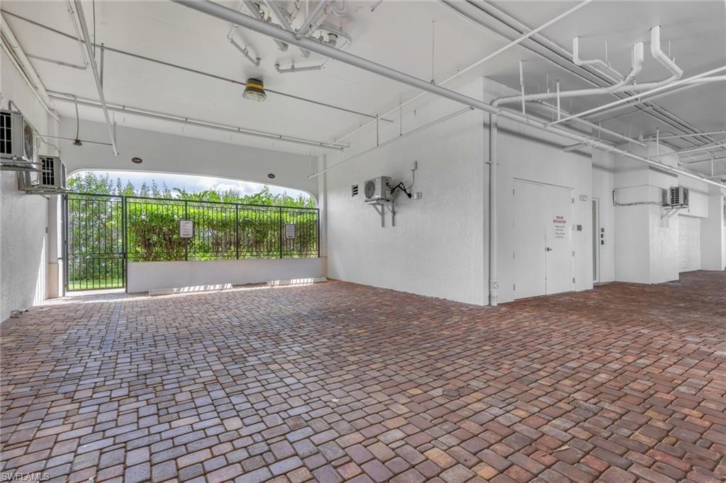 1540 5th AVE S # 303D, NAPLES Unit: 303D