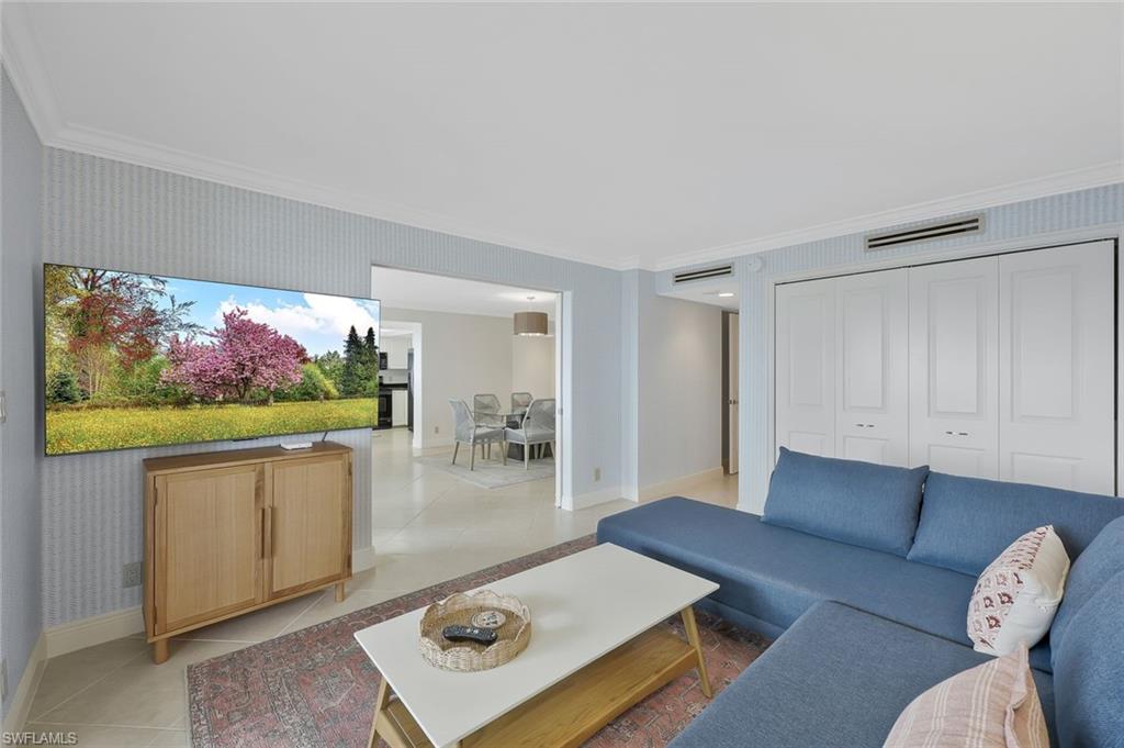 4451 Gulf Shore BLVD N # 1205