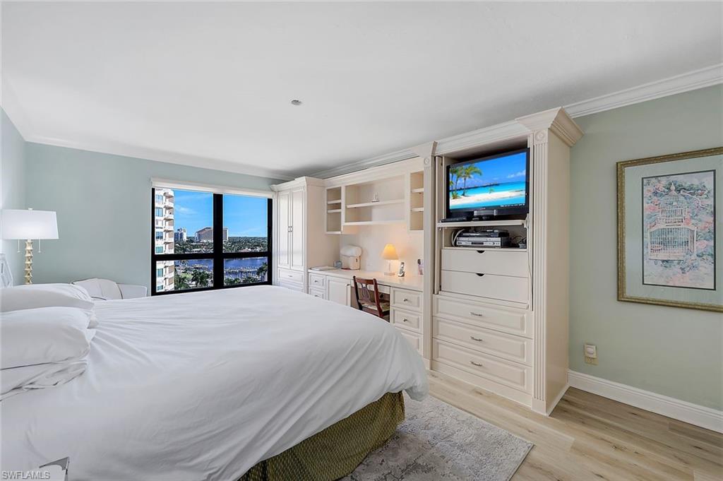 4451 Gulf Shore BLVD N # 1205