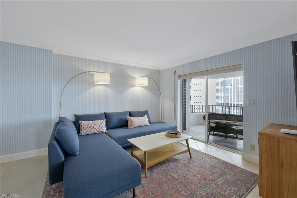 4451 Gulf Shore BLVD N # 1205