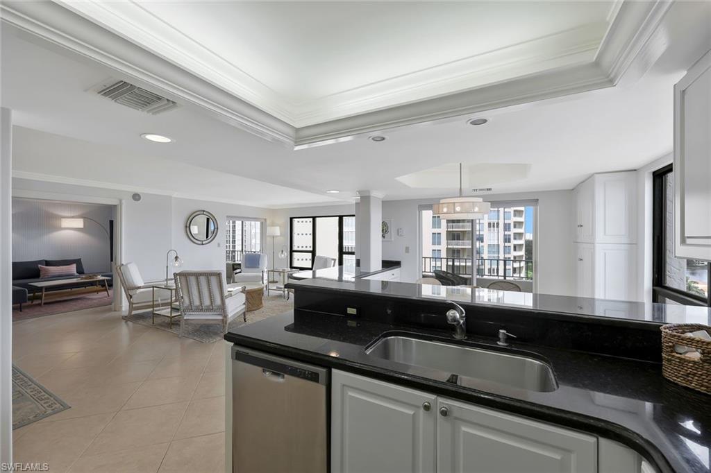 4451 Gulf Shore BLVD N # 1205