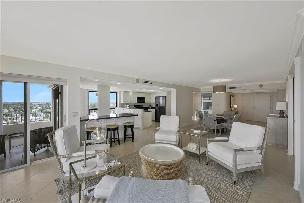 4451 Gulf Shore BLVD N # 1205