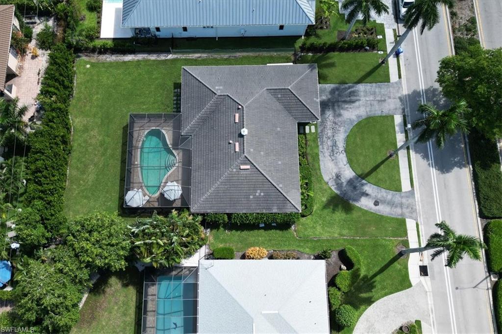 701 Harbour DR