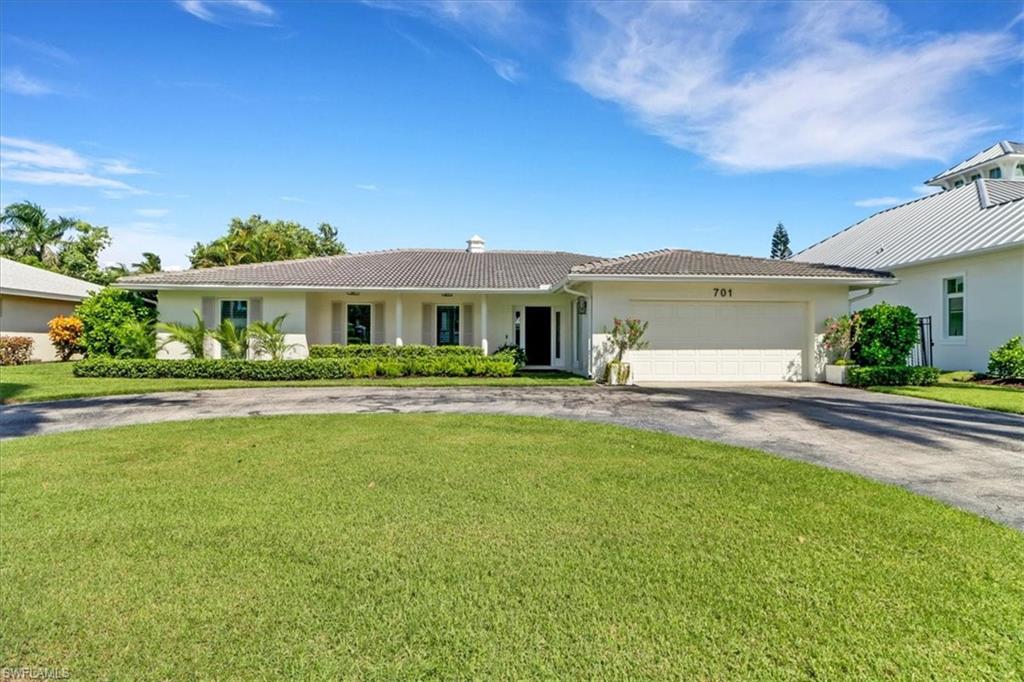 701 Harbour DR