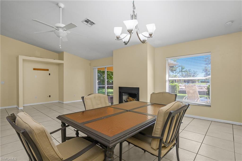 2905 NE 1st PL