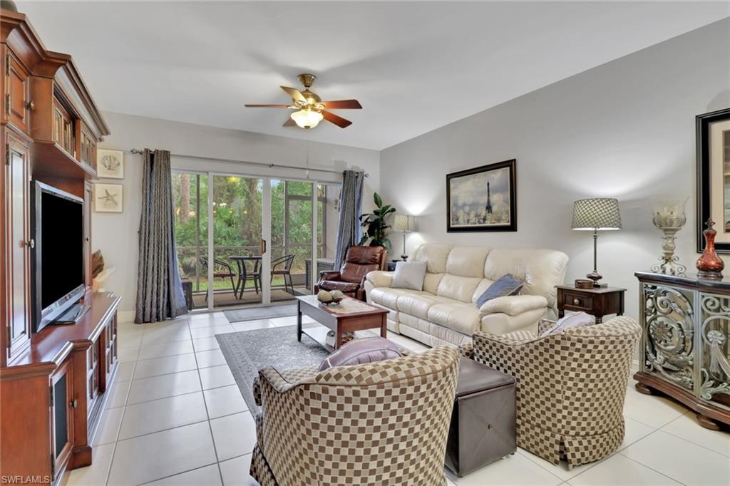 7823 Regal Heron CIR # 105, NAPLES Unit: 105