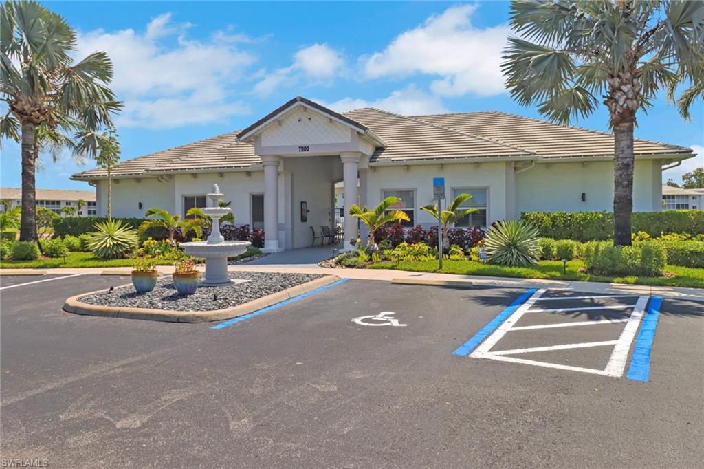 7823 Regal Heron CIR # 105, NAPLES Unit: 105