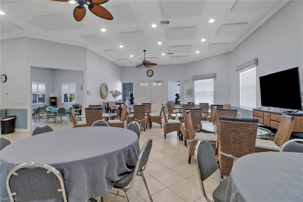7823 Regal Heron CIR # 105, NAPLES Unit: 105