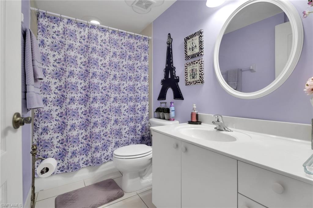 7823 Regal Heron CIR # 105, NAPLES Unit: 105