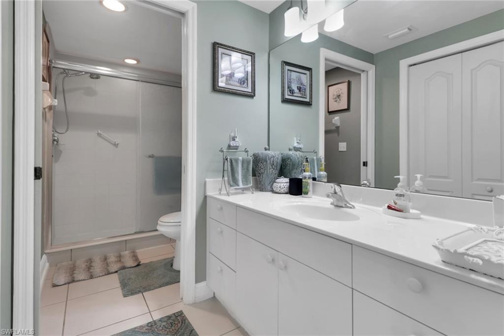 7823 Regal Heron CIR # 105, NAPLES Unit: 105