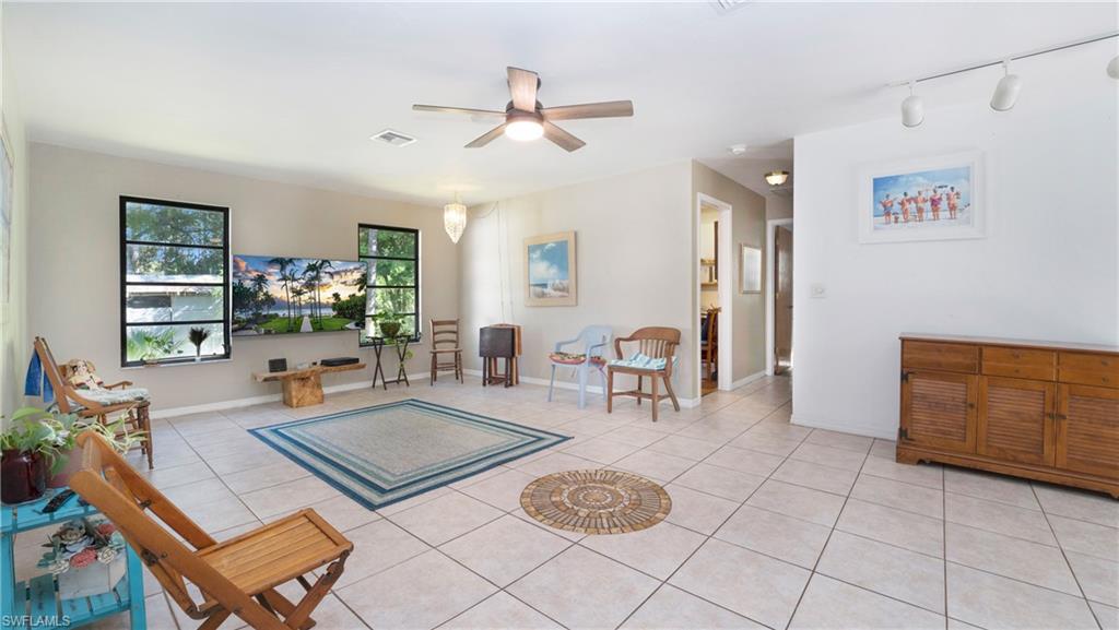 25187 Papillion DR, BONITA SPRINGS