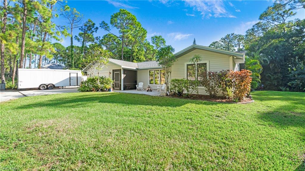 25187 Papillion DR, BONITA SPRINGS