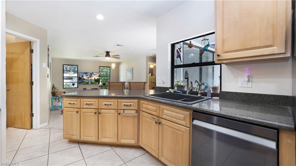 25187 Papillion DR, BONITA SPRINGS