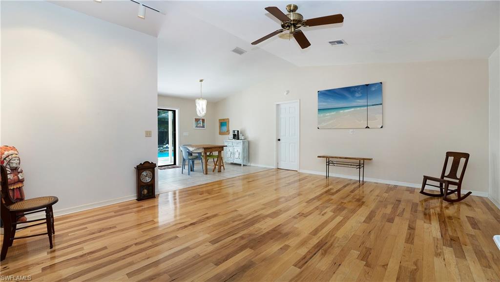 25187 Papillion DR, BONITA SPRINGS