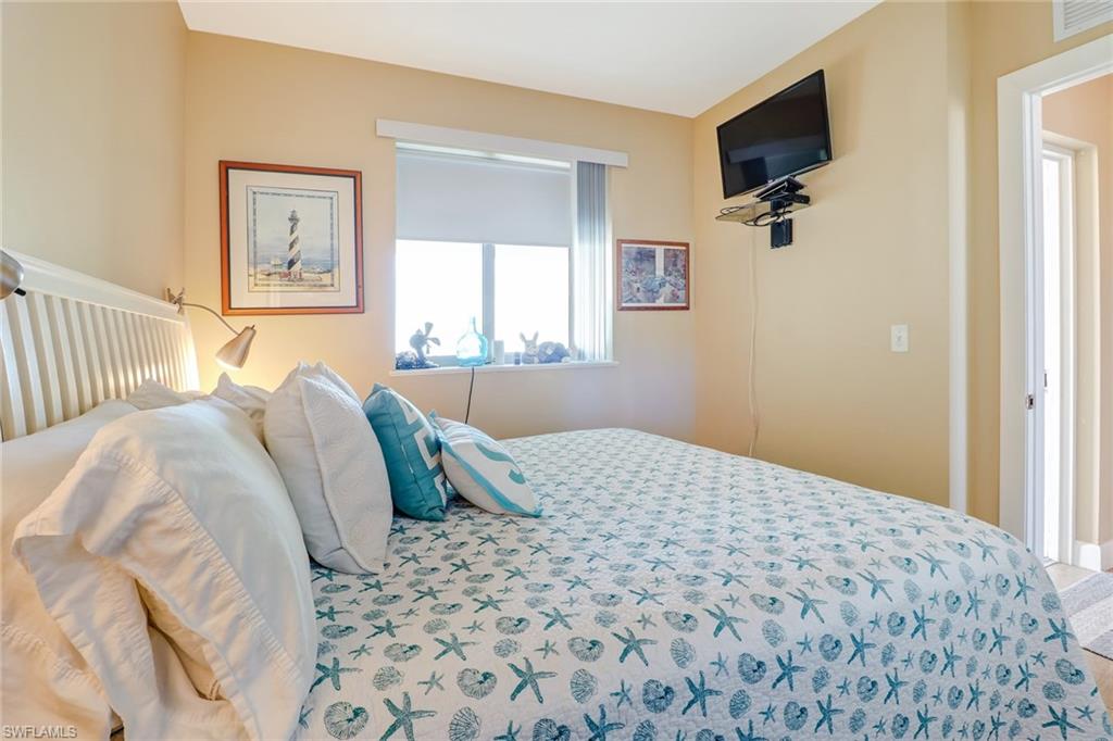 3000 Oasis Grand BLVD # 3006