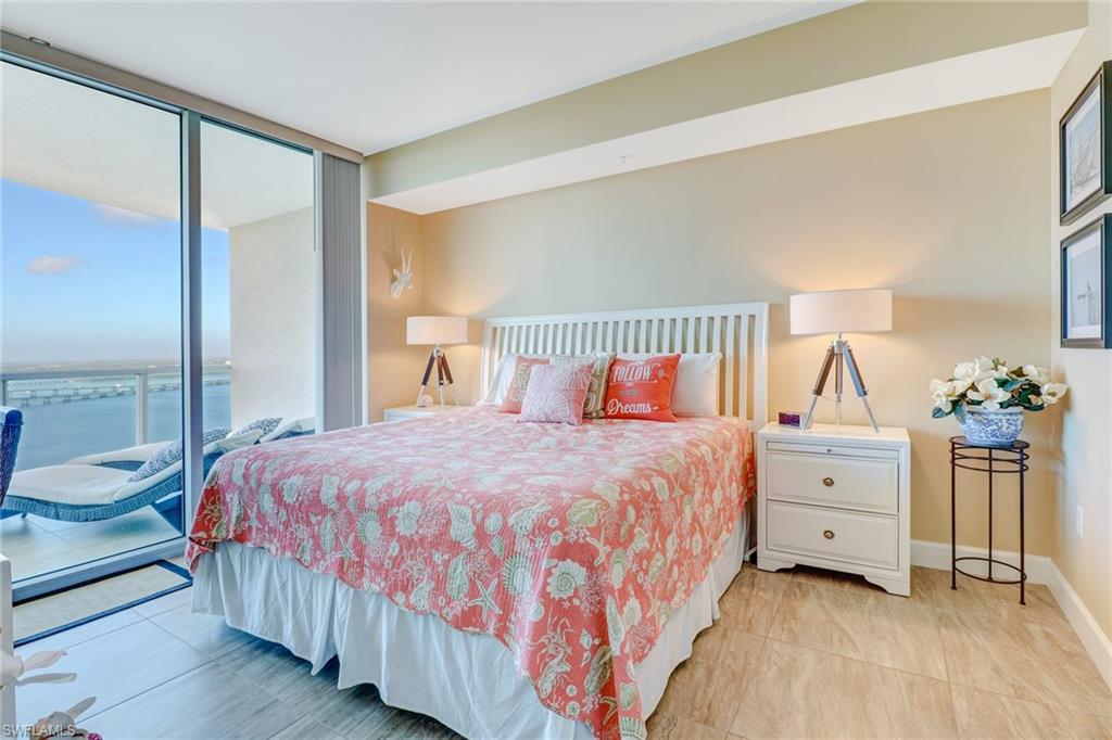 3000 Oasis Grand BLVD # 3006