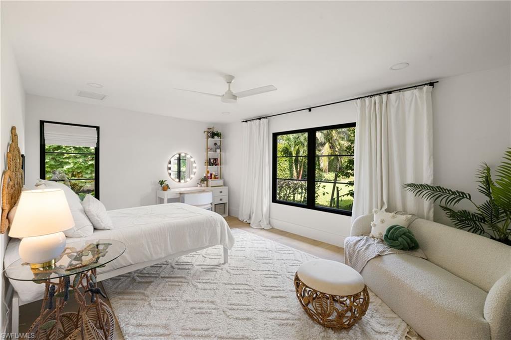 6818 Trail BLVD, NAPLES