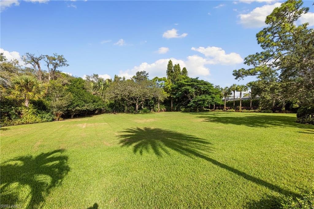 6818 Trail BLVD, NAPLES