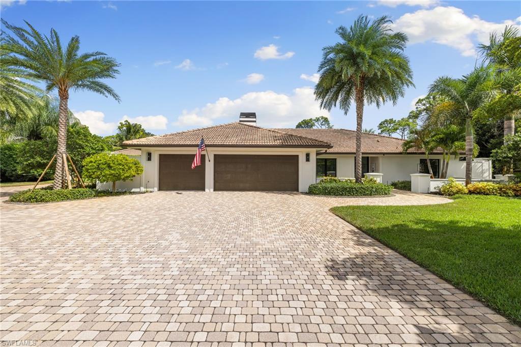 6818 Trail BLVD, NAPLES