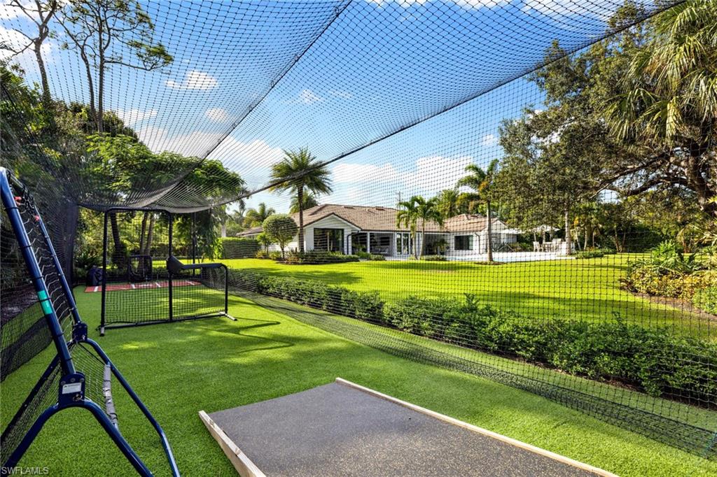 6818 Trail BLVD, NAPLES