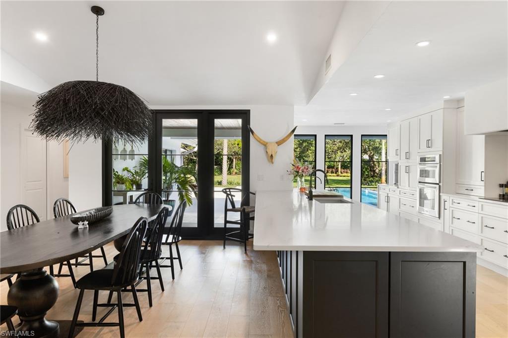 6818 Trail BLVD, NAPLES