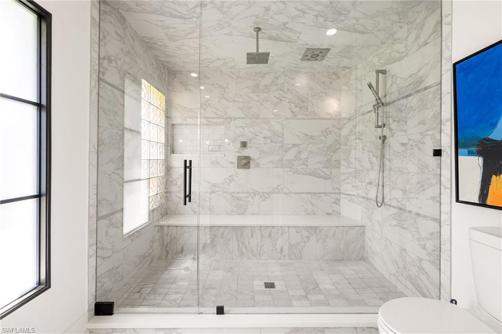 6818 Trail BLVD, NAPLES