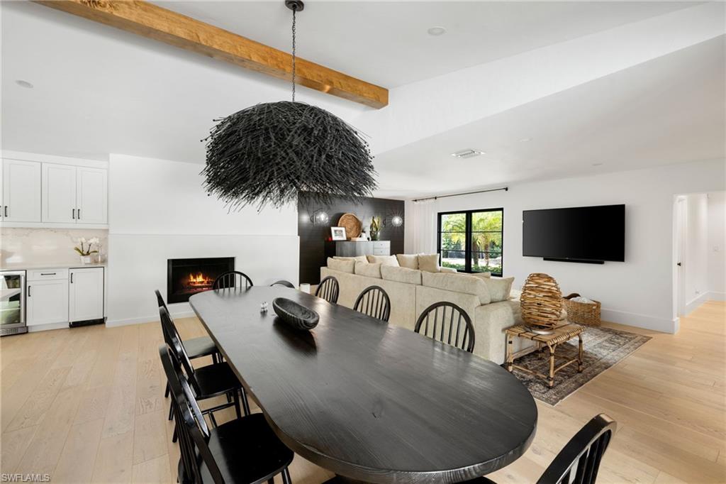 6818 Trail BLVD, NAPLES