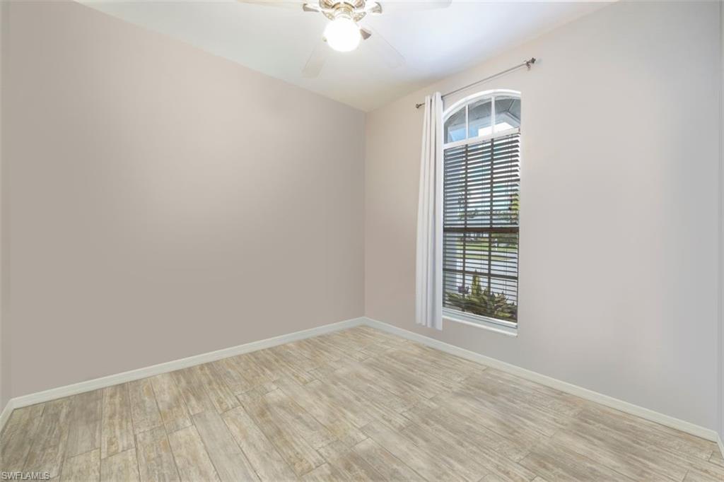 496 Raven WAY