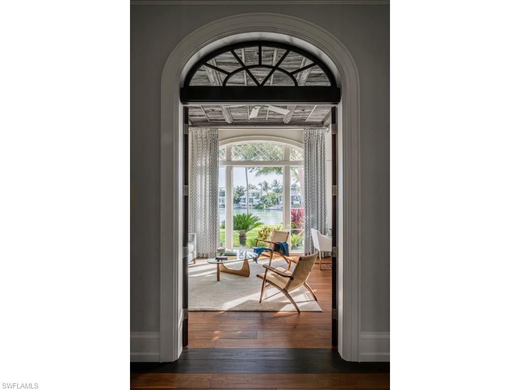 4296 Cutlass LN, NAPLES