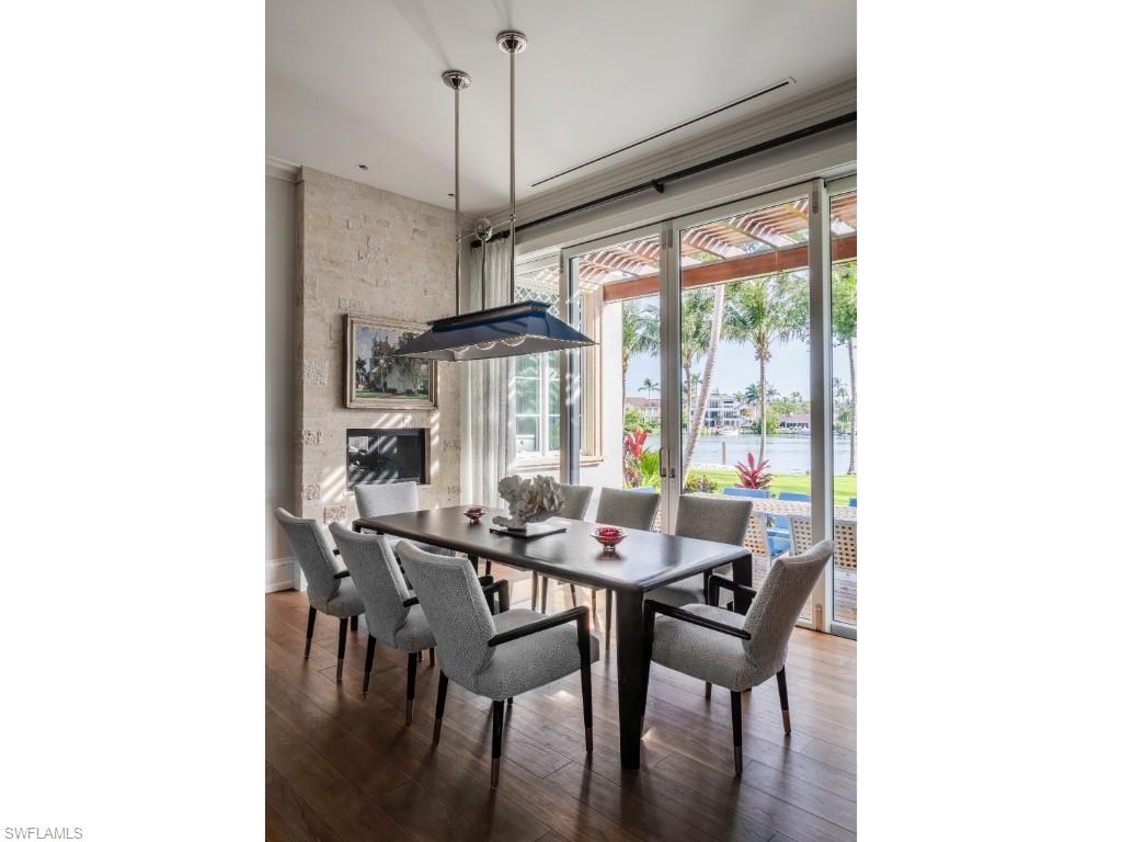 4296 Cutlass LN, NAPLES