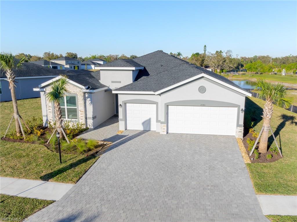 17393 Stonehill Manor DR, NORTH FORT MYERS