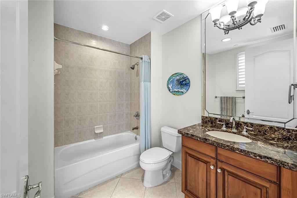 510 Avellino Isles CIR # 202 Unit: 2-202